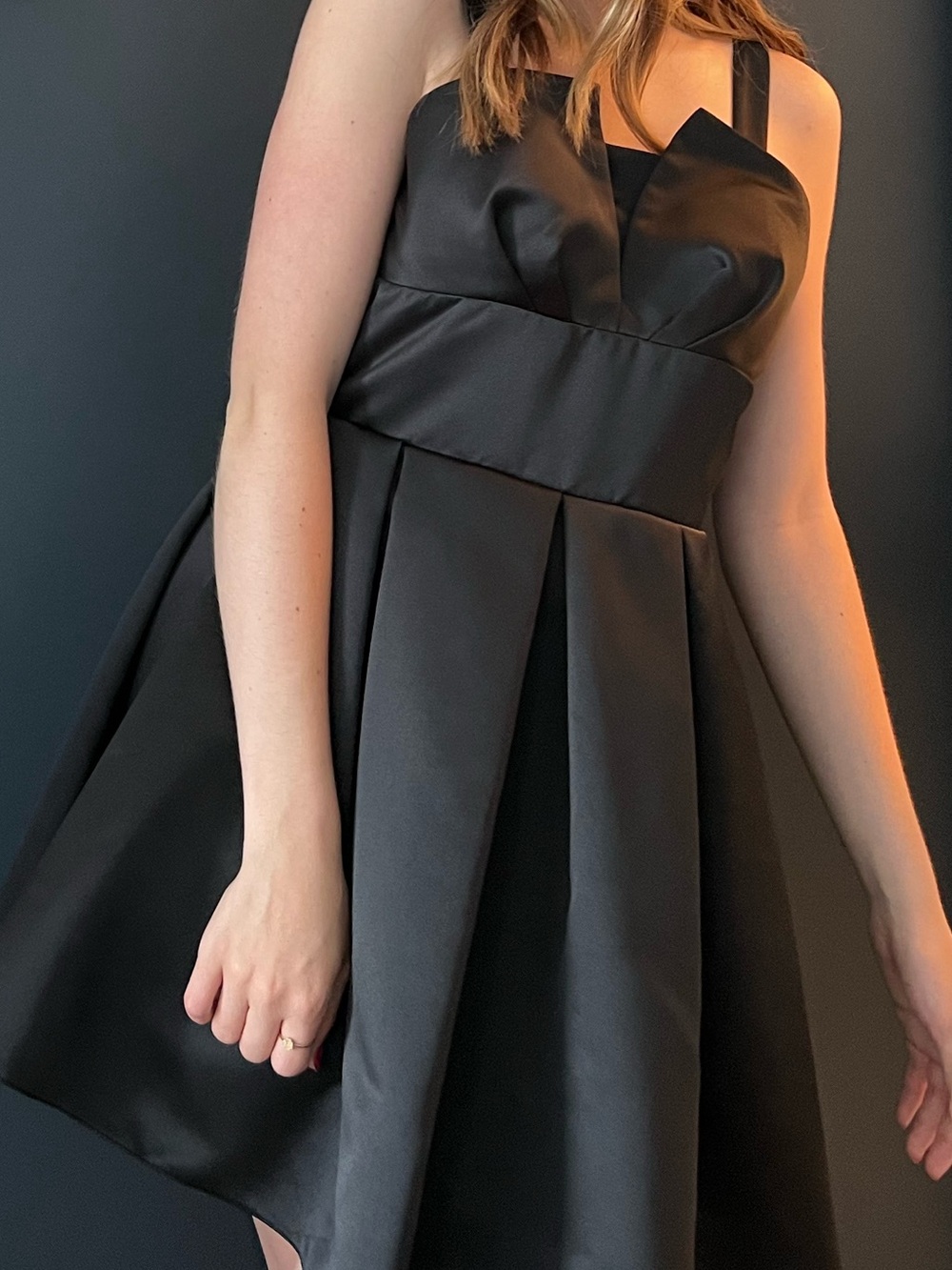Rosedress Black Mini-Dress